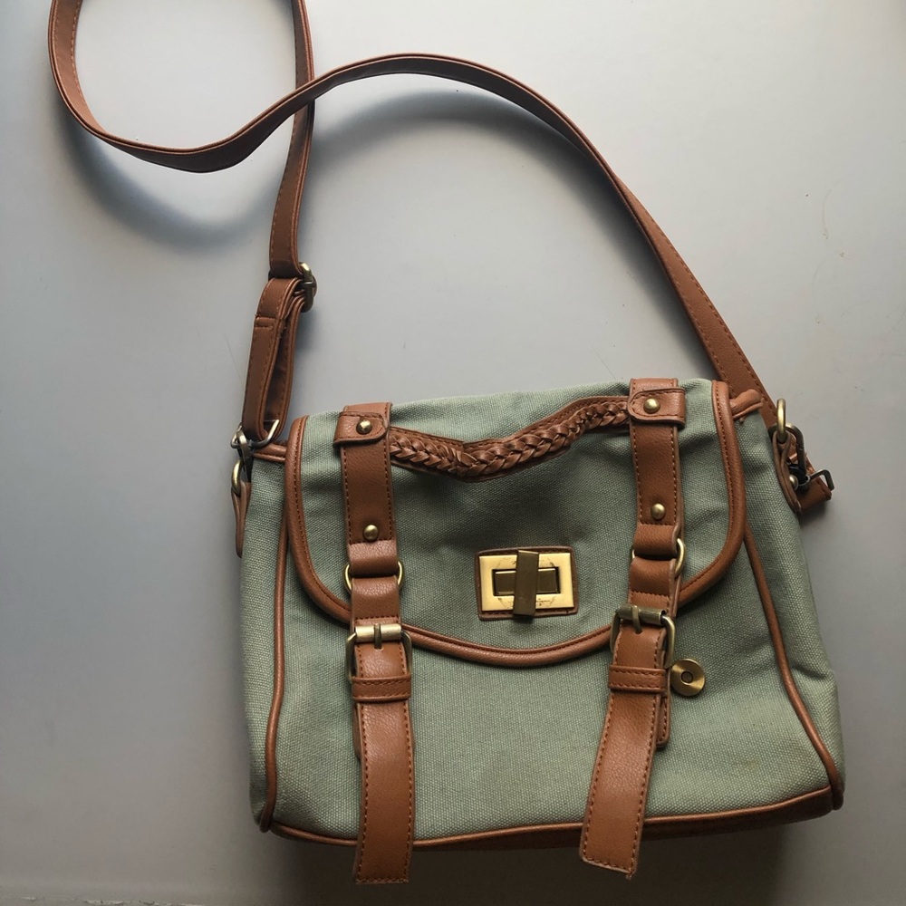 Retro cross body bag
